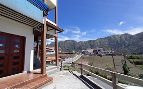 Bromo Deddy Homestay